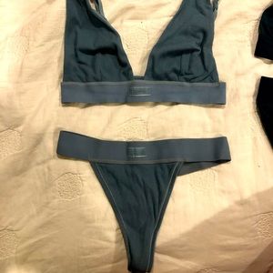 Super cute skims. Barely worn. Bra only